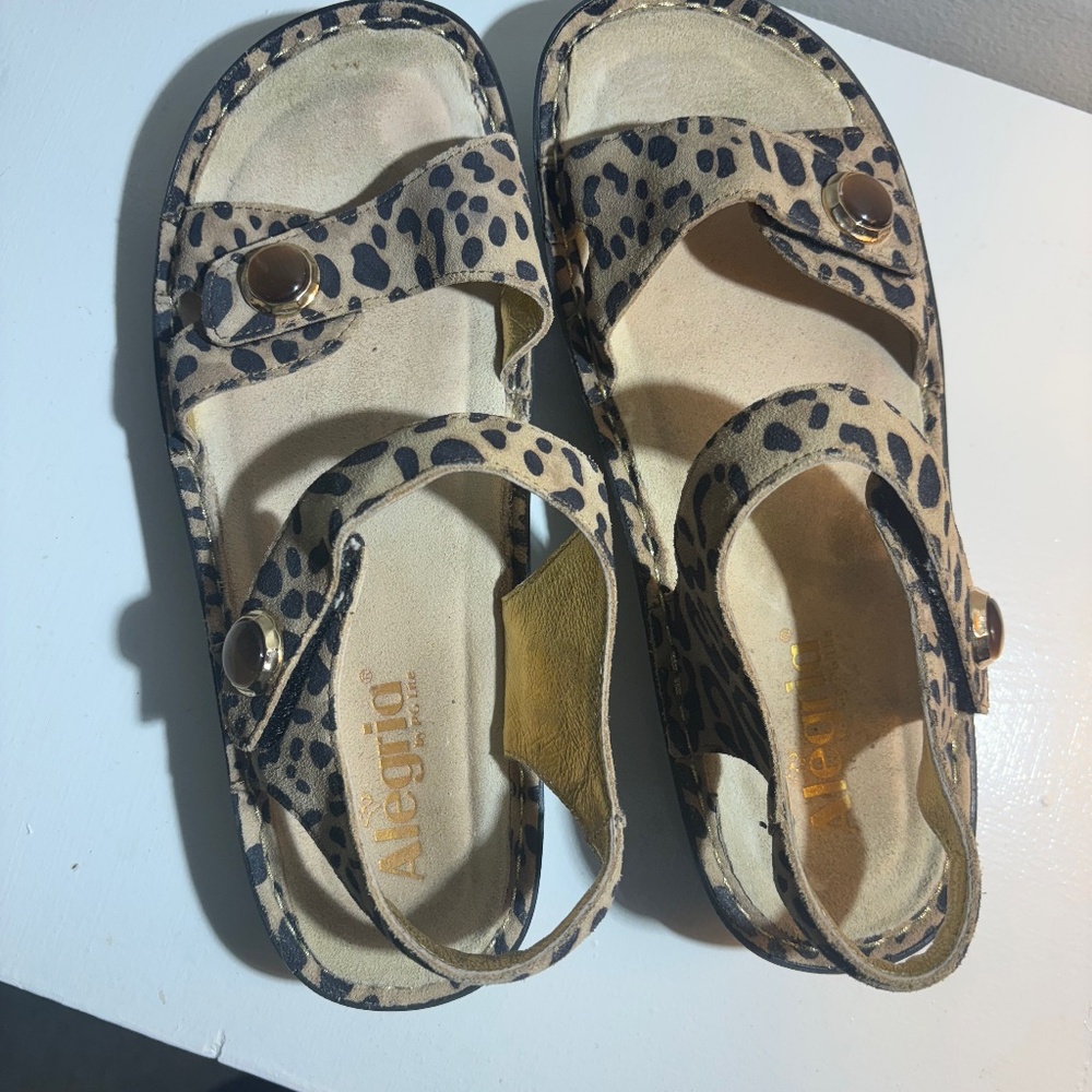 Algeria Leopard Sandals